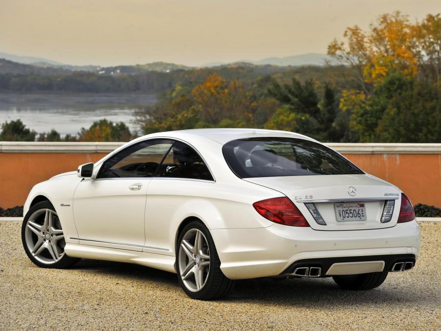  Mercedes-Benz CL63 AMG 2010 года  (US) (фото 15 из 21)